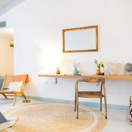 Отель Planeta & Club